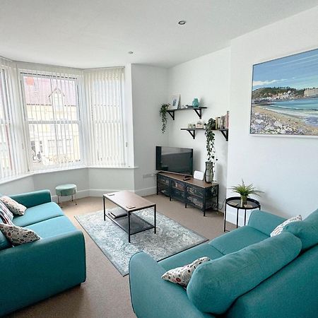 Private Parking, Central Llandudno, King Bed With Ensuite At Clement Lodge Bagian luar foto